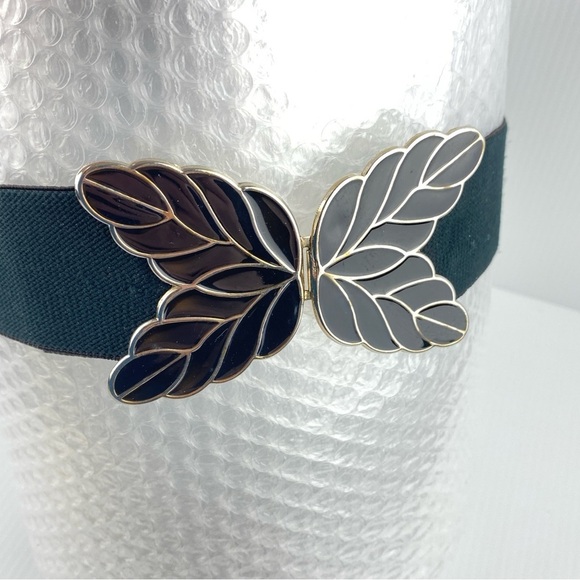 Vintage Stretch Belt Black with Four Leaf Clasp Adjustable Length - Picture 5 of 5